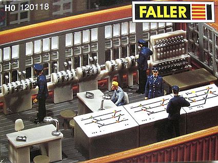 FALLER 120118.jpg